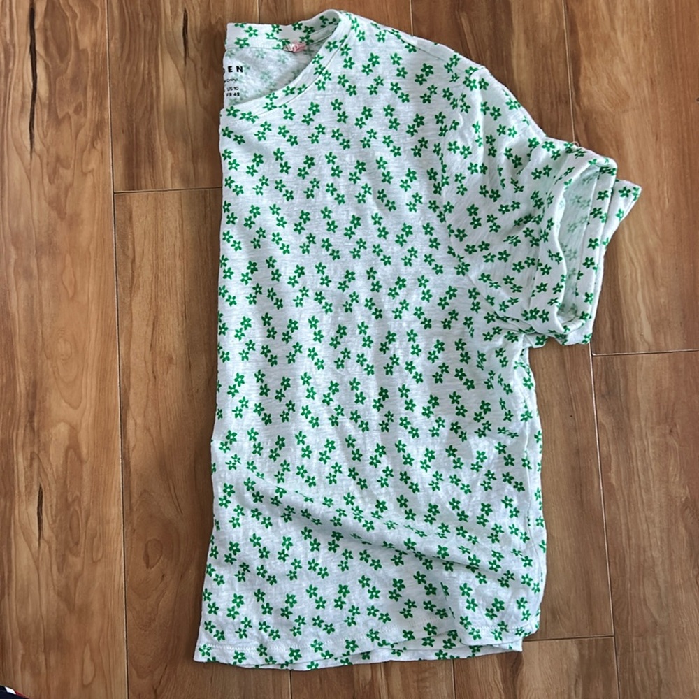 Boden green spring floral 100% linen crop tee